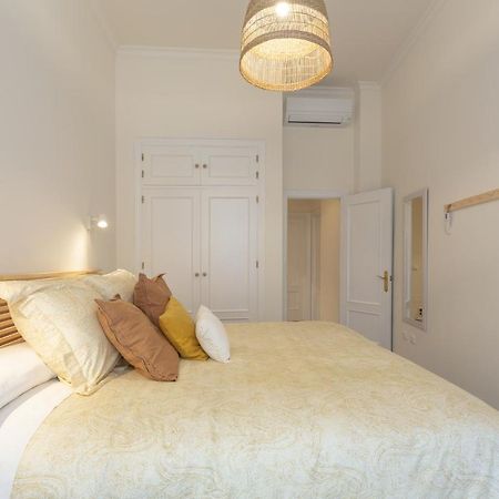 Puerta De Larios: Central Three-Bedroom Apartment With Balconies And Patio Μάλαγα Εξωτερικό φωτογραφία