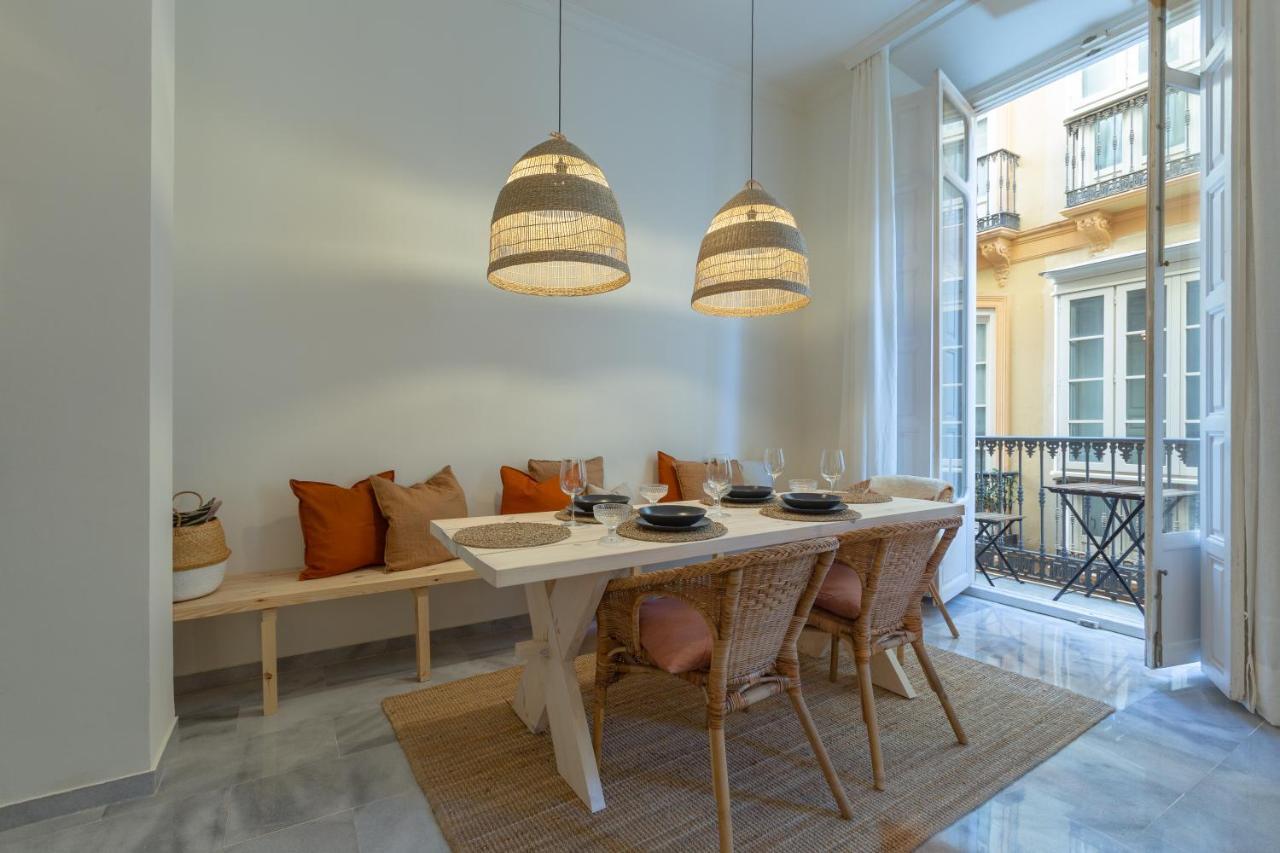 Puerta De Larios: Central Three-Bedroom Apartment With Balconies And Patio Μάλαγα Εξωτερικό φωτογραφία