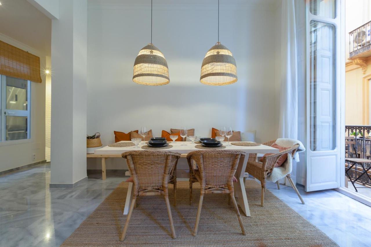 Puerta De Larios: Central Three-Bedroom Apartment With Balconies And Patio Μάλαγα Εξωτερικό φωτογραφία